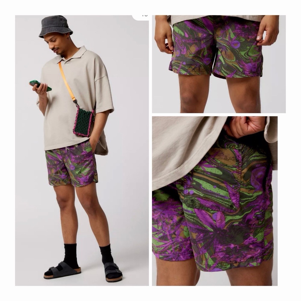 Urban Outfitters Swim Trunks Men’s Size L Purple Abstract Pockets